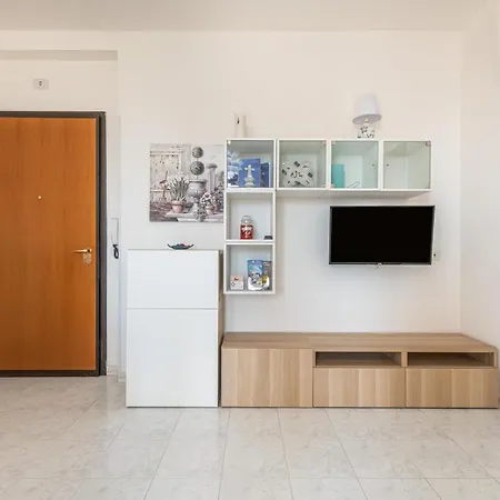 アパート La Casa Del Sole Selargius